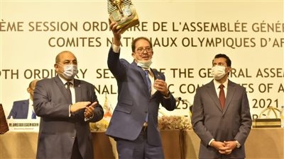 وزير الرياضة ورئيس 