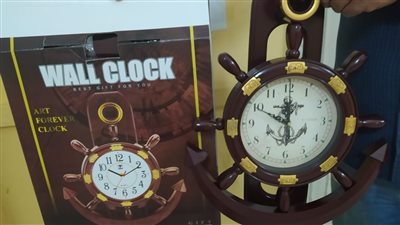 مداهمة مصنع ساعات بتهمة استخدام منتجات مجهولة المصدر في الإسكندرية 