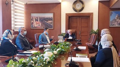 محافظ بورسعيد يوجه بدعم متدربى الدفعة الثالثة من البرنامج الرئاسي لتأهيل الشباب للقيادة