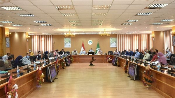 لقاء محافظ الشرقية