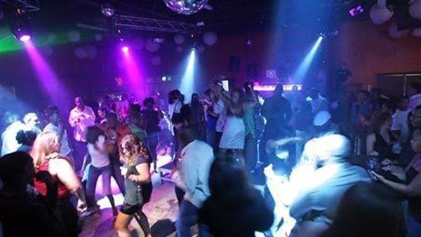 حفل جماعي-صورة ارشيفية