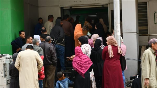 ازدحام البنوك ـ أرشيفية