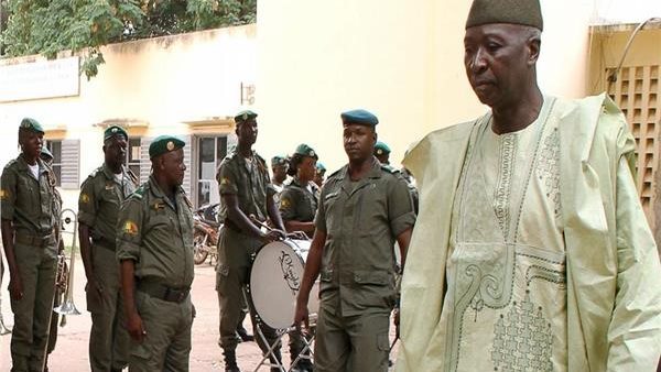 رئيس مالي المؤقت