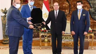 السيسي: توفير سبل الدعم لعقد اجتماع الجمعية العمومية للجنة الأولمبية الإفريقية في القاهرة 