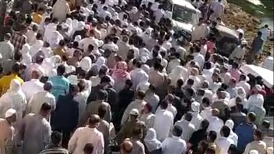 أهالي البحيرة يشيعون جثمان طبيب الأطفال المتوفى بفيروس كورونا (صور)