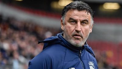 مدرب ليل يعلن رحيله عن النادي بعد يومين من التتويج بالدوري الفرنسي