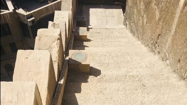 الكابلات بمسجد أحمد