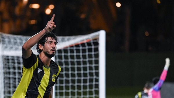 أحمد حجازي بقميص