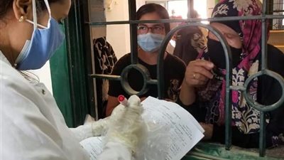 الكشف على 1400 مواطن في قافلة طبية بالمنيا