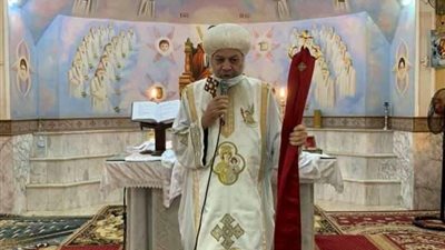 أسقف مغاغة والعدوة يؤدي صلاة قداس تذكار شهداء طريق دير الأنبا صموئيل