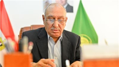 أحمد عثمان: مستحقات النجوم سيتم صرفها خلال شهر