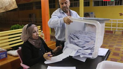 لجنة انتخابات الزمالك: يتبقى فرز 16 صندوقًا للانتهاء من أصوات الناخبين 