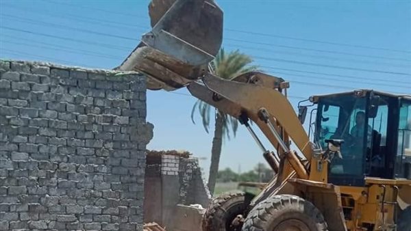 إزالة تعديات في الفيوم