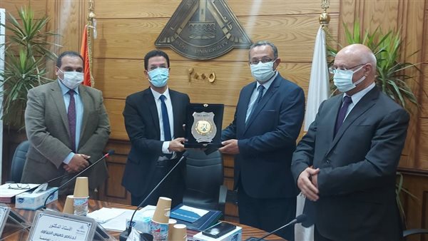  مجلس جامعة بنها