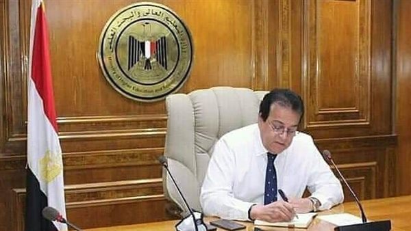 الدكتور خالد عبد