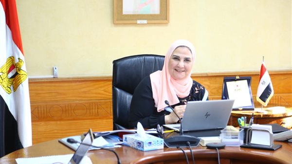 نيفين القباج وزيرة