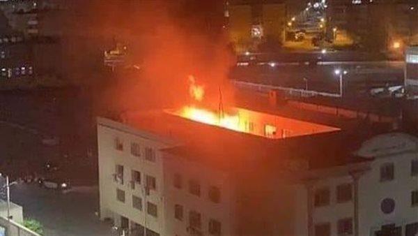 جانب من الحريق 