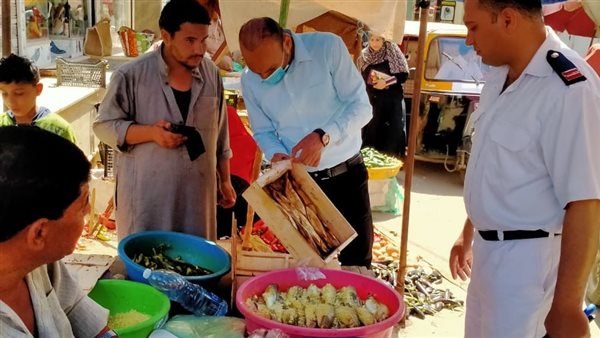 ضبط وإعدام أغذية