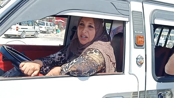 سيدة الميكروباص بالإسكندرية