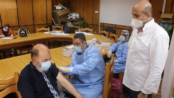  افتتاح مقرات التطعيم