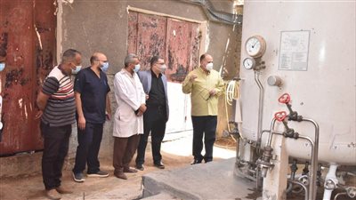 محافظ أسيوط يتفقد 3 مُستشفيات للاطمئنان على منظومة الأكسجين وتوافره بمخزون كاف