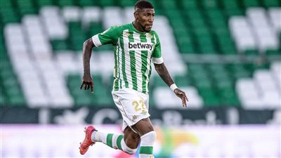 ماذا قدم إيمرسون مع بيتيس قبل العودة إلى برشلونة؟