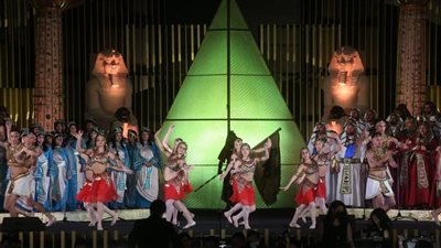 نجوم الأوبرا يتألقون في عايدة ومشهد النصر للجيش المصري يثير حماسة الحضور  (صور)