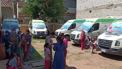 الكشف على 1500 من أهالي الإسماعيلية في قافلة طبية بالمنيا