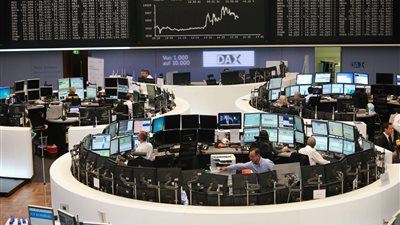 شركات الرقائق ترفع أسهم أوروبا وقطاع البنوك يحد من المكاسب