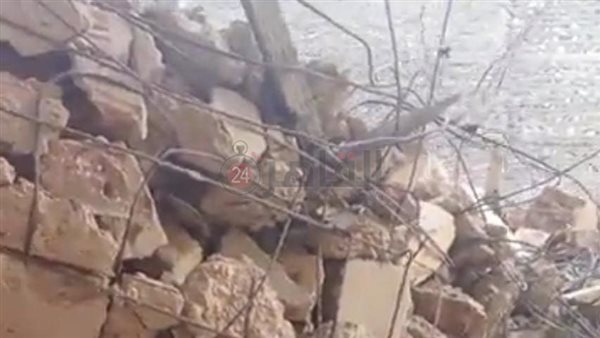 العقار المنهار