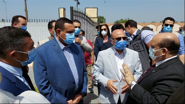 وزير العدل ومحافظ