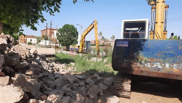 تبطين ترعة المقبلية