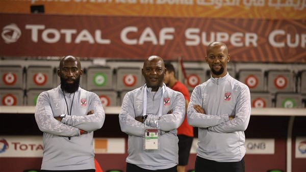 الجهاز الفني للأهلي