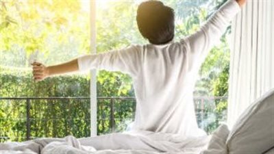 الاستيقاظ قبل ساعة واحدة يقلل من خطر الإصابة بالاكتئاب (دراسة)
