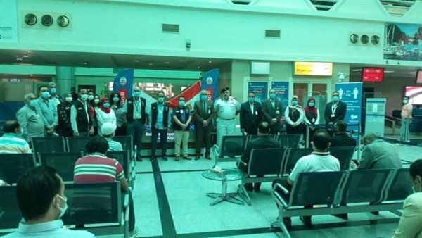 قافلة لتطعيم العاملين