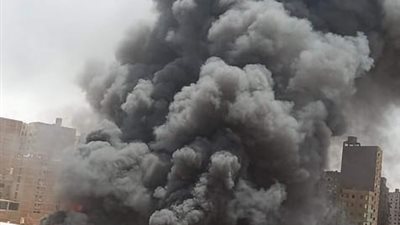 السيطرة على حريق مخزن إشغالات حي الهرم