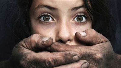 تأجيل محاكمة عامل هتك عرض طالبة في حلوان إلى 10 يونيو