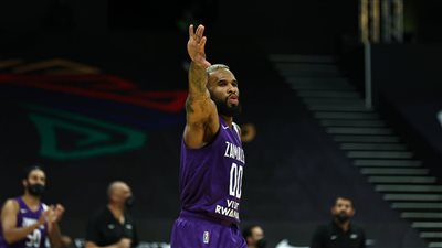 رسميًا.. الأهلي يضم والتر هودج لدعم فريق السلة