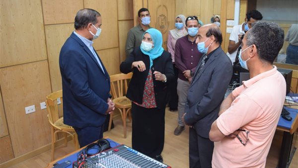 أستوديو اذاعي بجامعة