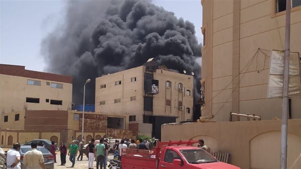 حريق في مصنع فوم