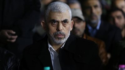 النتيجة خلال 4 ساعات.. الطب الشرعي بإسرائيل يفحص عينة DNA للتأكد من جثة السنوار