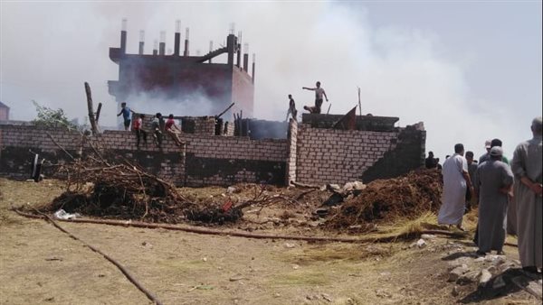 جانب من الحريق