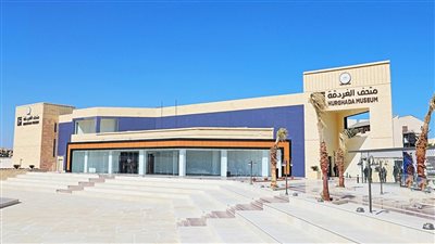 استفتاء على 3 تحف لاختيار قطعة أغسطس بمتحف الغردقة (صور)