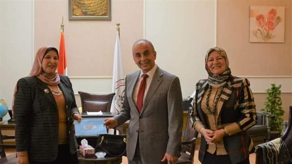 رئيس جامعة الزقازيق