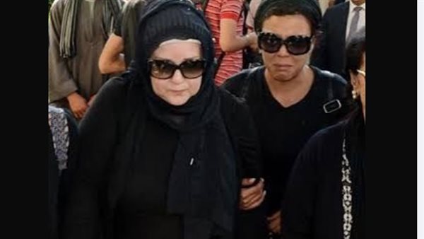 دلال عبد العزيز وناهد