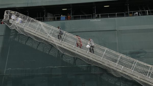 تفقد وفد دبلوماسي