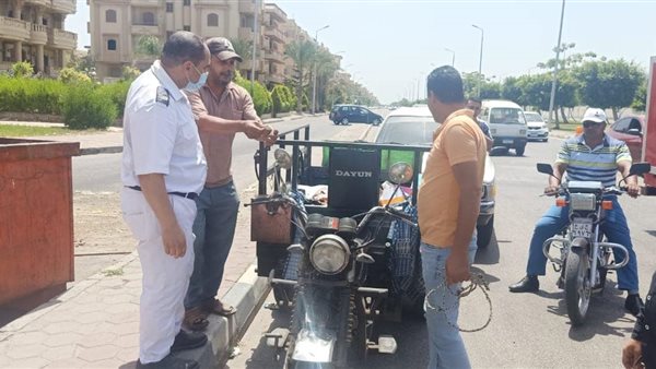 حملة على التوكتوك