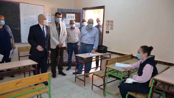 المحافظ ووكيل الوزارة