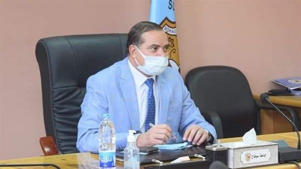 الدكتور أحمد عزيز