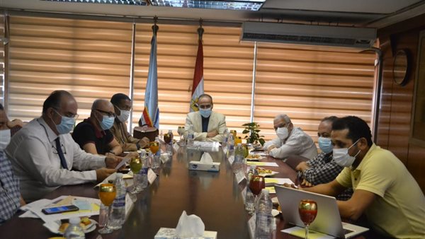 جانب من اجتماع اللجنة